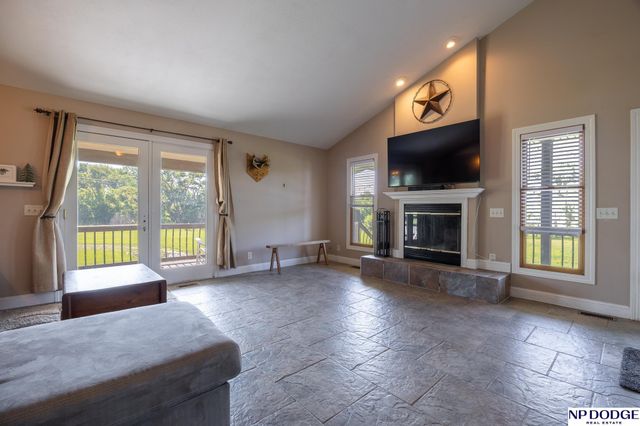 18301 NW 84Th Street, Raymond, NE 68428