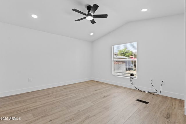 1123 W Summerside Road, Phoenix, AZ 85041