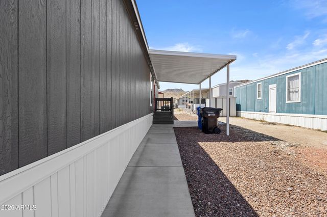 1123 W Summerside Road, Phoenix, AZ 85041