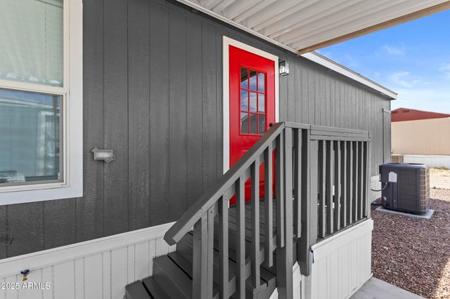 1123 W Summerside Road, Phoenix, AZ 85041