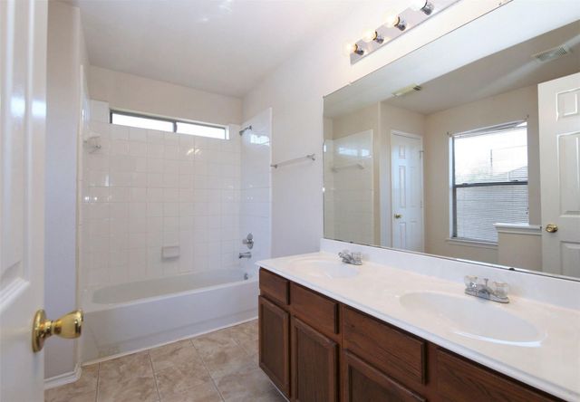 9618 Ravens Nest Court, Houston, TX 77083