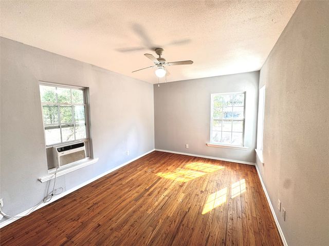 1415 Abelia Street, Irving, TX 75061