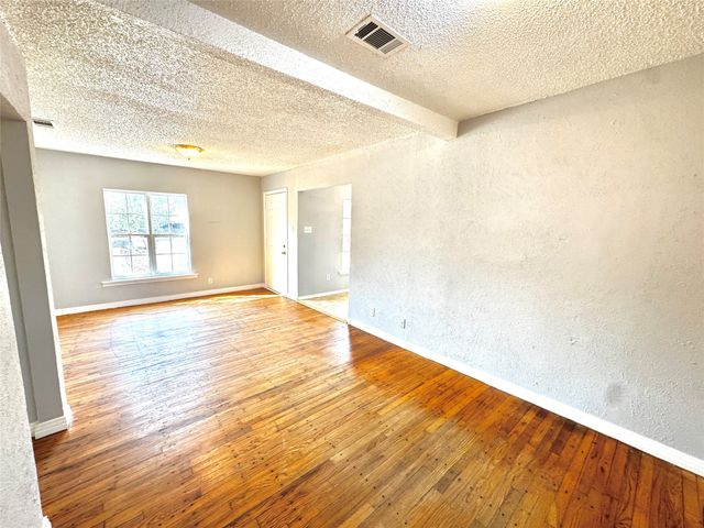 1415 Abelia Street, Irving, TX 75061
