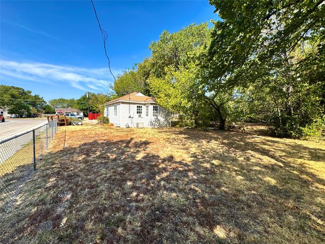 1415 Abelia Street, Irving, TX 75061