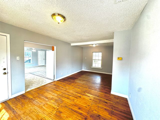 1415 Abelia Street, Irving, TX 75061
