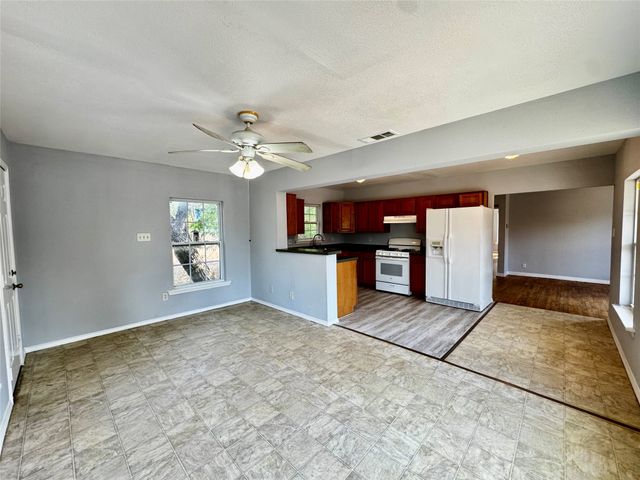 1415 Abelia Street, Irving, TX 75061
