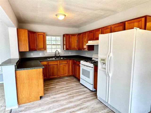 1415 Abelia Street, Irving, TX 75061