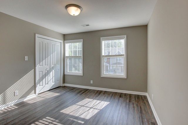 955 Big Sky Dr Apt P, Clarksville, TN 37040