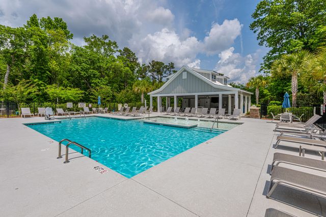 6228 Woodsedge Court, Hollywood, SC 29449