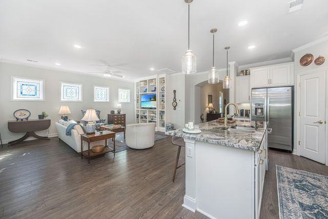 6228 Woodsedge Court, Hollywood, SC 29449