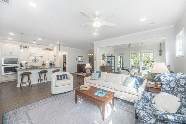 6228 Woodsedge Court, Hollywood, SC 29449