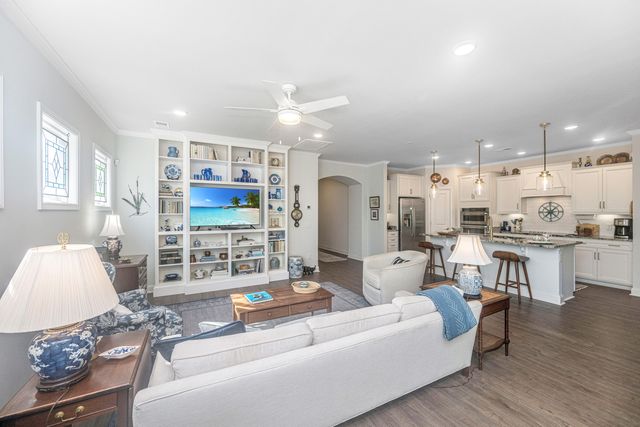 6228 Woodsedge Court, Hollywood, SC 29449