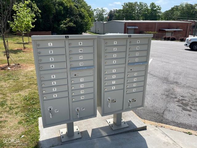 621 Jefferson Drive B, Lagrange, GA 30240