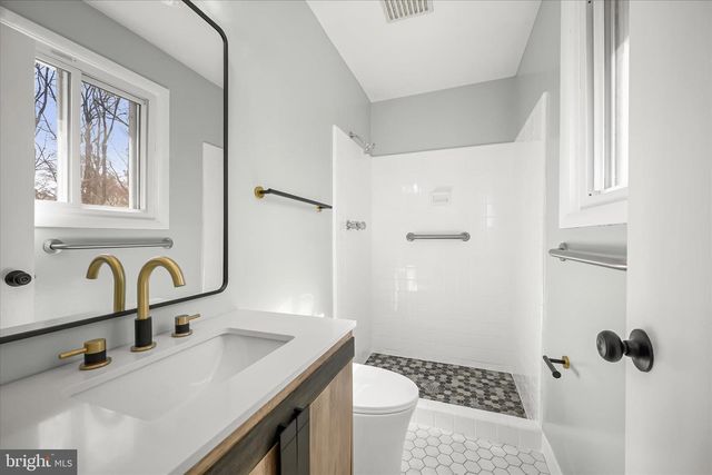 9720 HEDIN DR, Silver Spring, MD 20903