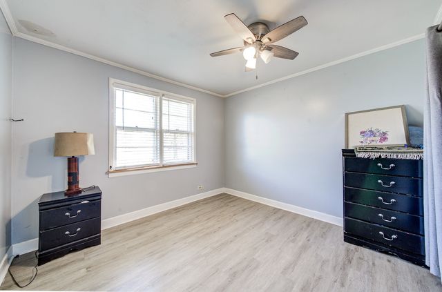 4813 W 91st Place, Oak Lawn, IL 60453