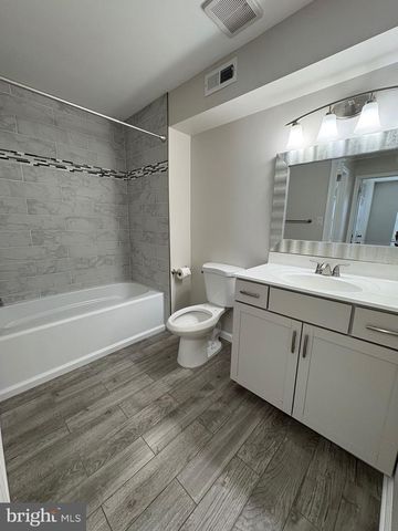 1001-A OSWEGO CT, Mount Laurel, NJ 08054