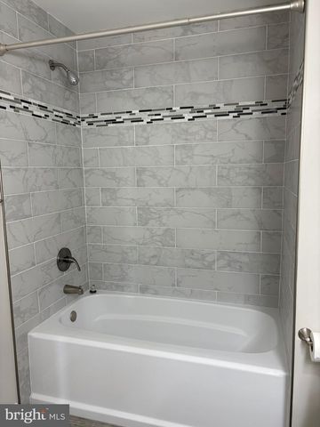 1001-A OSWEGO CT, Mount Laurel, NJ 08054