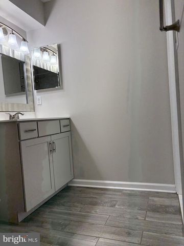 1001-A OSWEGO CT, Mount Laurel, NJ 08054