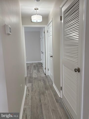 1001-A OSWEGO CT, Mount Laurel, NJ 08054