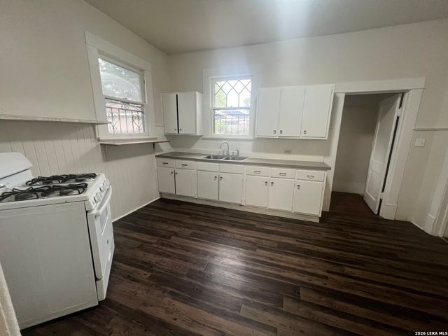 149 WEYMOUTH ST, San Antonio, TX 78212