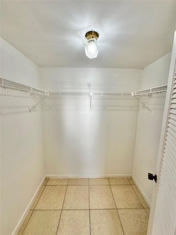 8900 W SAMPLE Road 106, Coral Springs, FL 33065