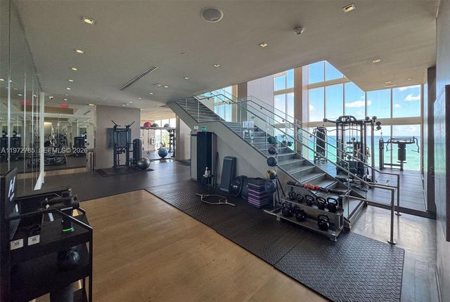 1830 S Ocean Dr 3011, Hallandale Beach, FL 33009