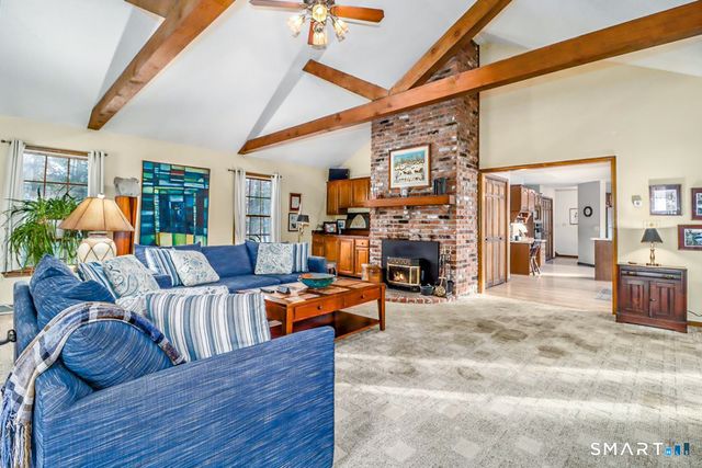 185 Quaker Farms Road, Oxford, CT 06478