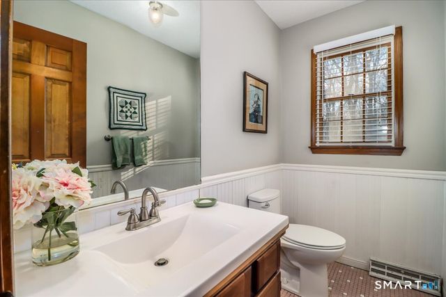 185 Quaker Farms Road, Oxford, CT 06478