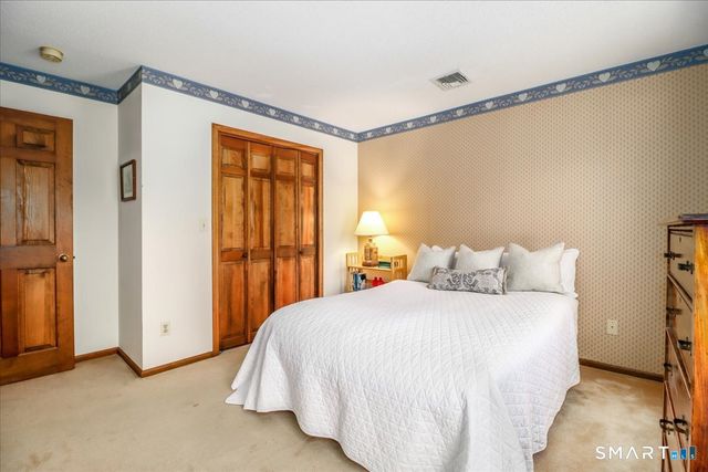 185 Quaker Farms Road, Oxford, CT 06478