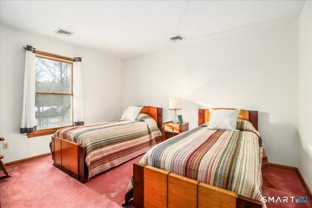 185 Quaker Farms Road, Oxford, CT 06478