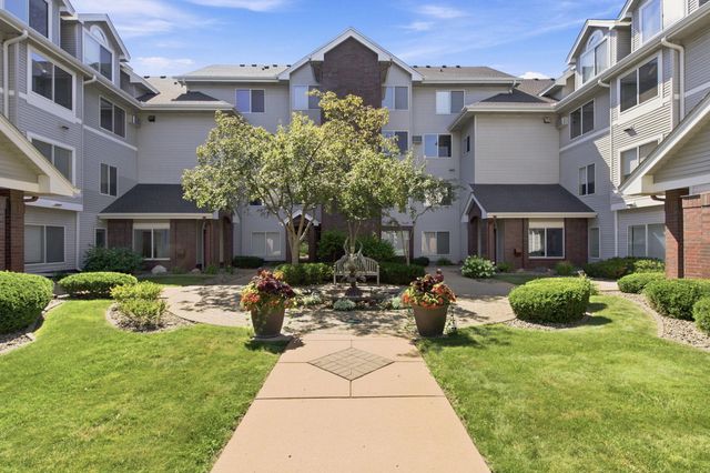 7440 Edinborough Way 4314, Edina, MN 55435