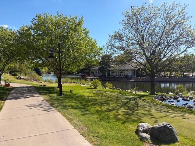 7440 Edinborough Way 4314, Edina, MN 55435