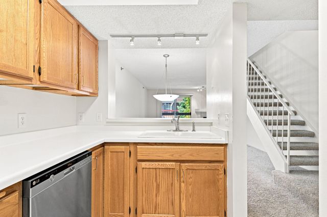 7440 Edinborough Way 4314, Edina, MN 55435