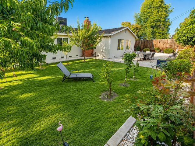 6518 Markley Way, Carmichael, CA 95608