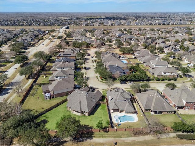 5902 Chatham Cove, Missouri City, TX 77459