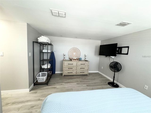 1255 TARPON CENTER DRIVE 612, Venice, FL 34285