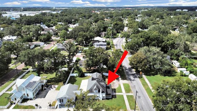 601 W BAKER STREET, Plant City, FL 33563