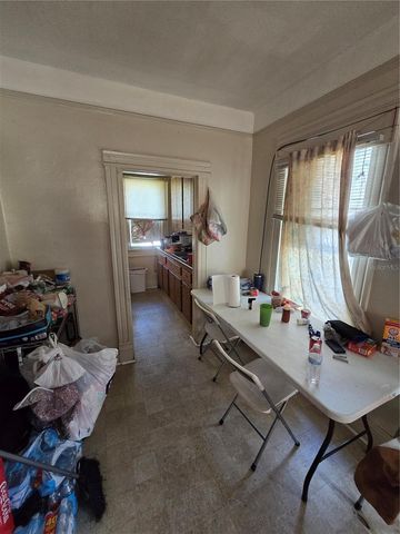 601 W BAKER STREET, Plant City, FL 33563