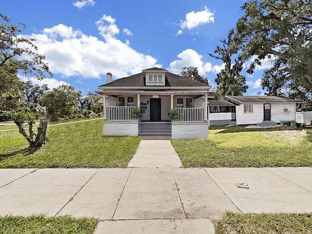 601 W BAKER STREET, Plant City, FL 33563