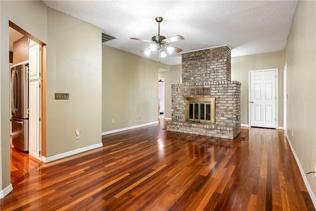 3231 N Kendall Drive, Fayetteville, AR 72704