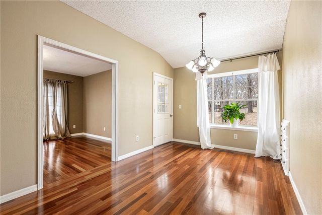 3231 N Kendall Drive, Fayetteville, AR 72704