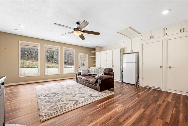 3231 N Kendall Drive, Fayetteville, AR 72704