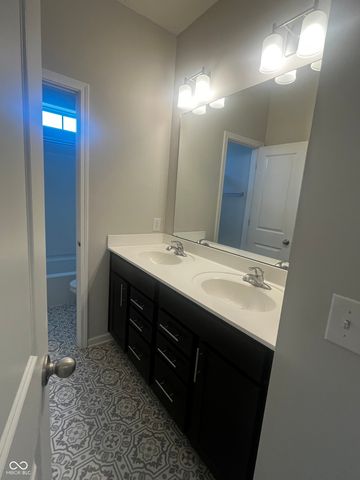 13275 Susser Way, Fishers, IN 46037