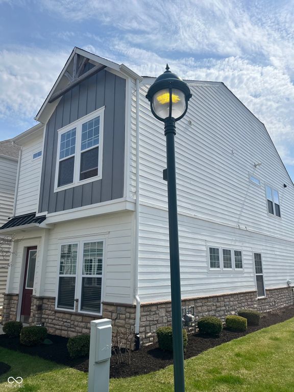 13275 Susser Way, Fishers, IN 46037