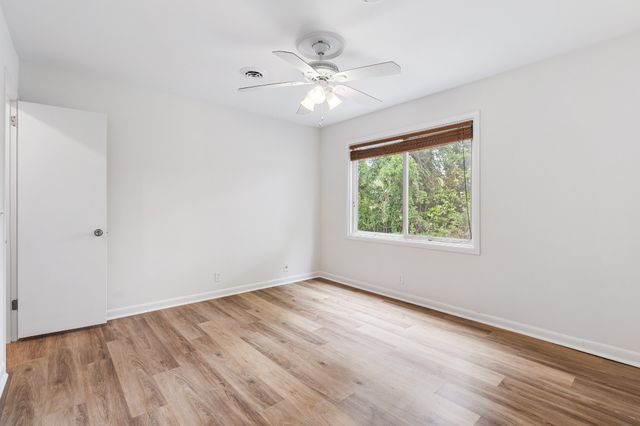 522 Doral Country Dr, Nashville, TN 37221