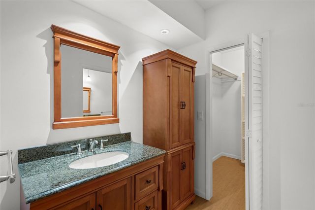 4238 CARRIAGE DRIVE 46, Sarasota, FL 34241