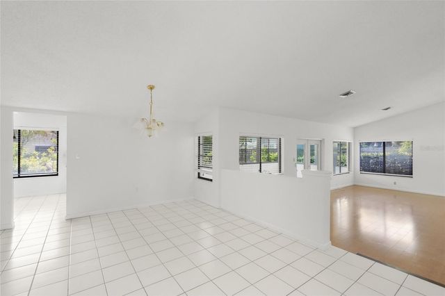 4238 CARRIAGE DRIVE 46, Sarasota, FL 34241