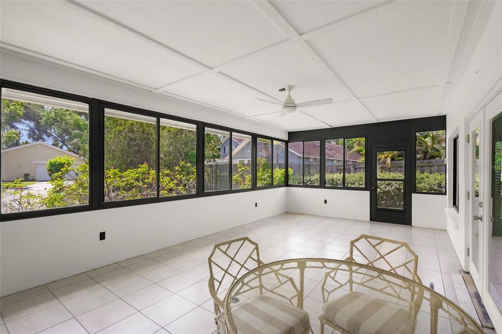 Image 25 of property listing at 4238 CARRIAGE DRIVE 46, Sarasota, FL 34241