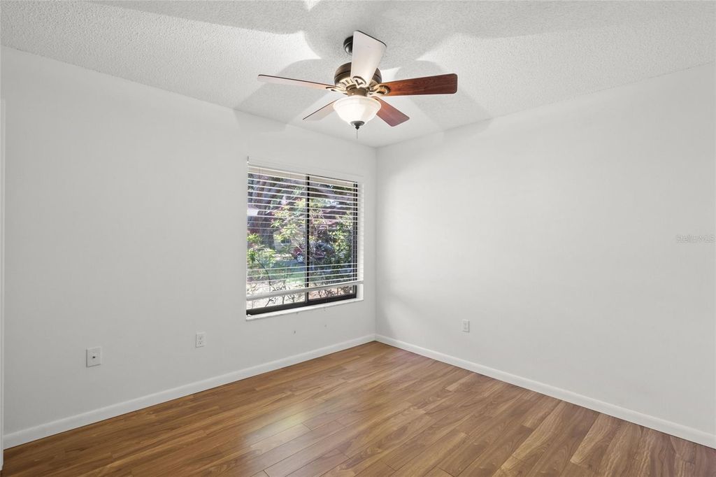 Image 36 of property listing at 4238 CARRIAGE DRIVE 46, Sarasota, FL 34241