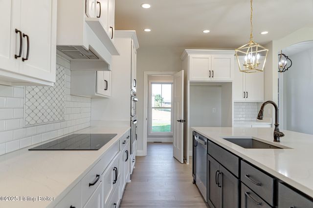 119 Dalton Dr, Fisherville, KY 40023